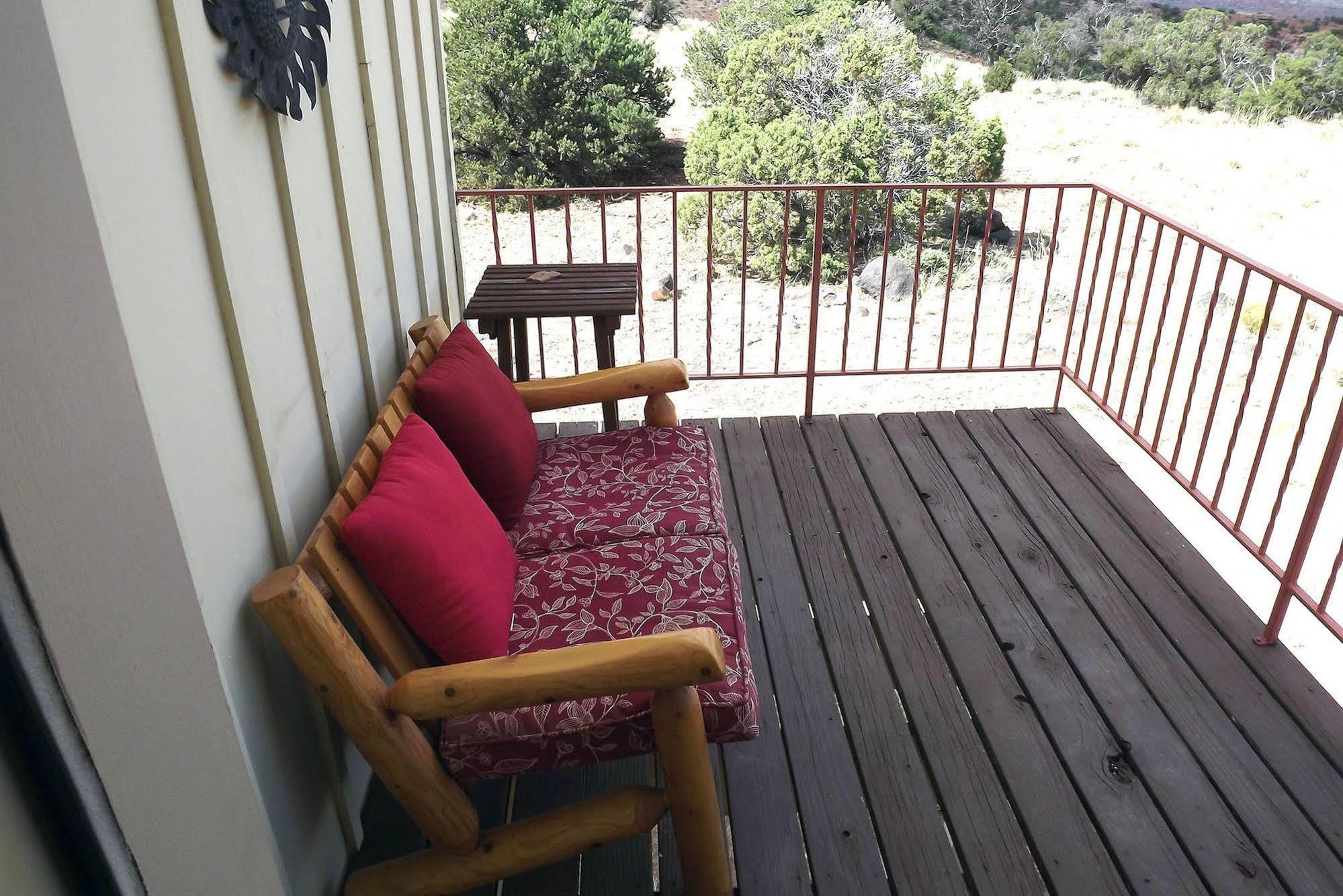 Skyridge Inn Torrey Esterno foto